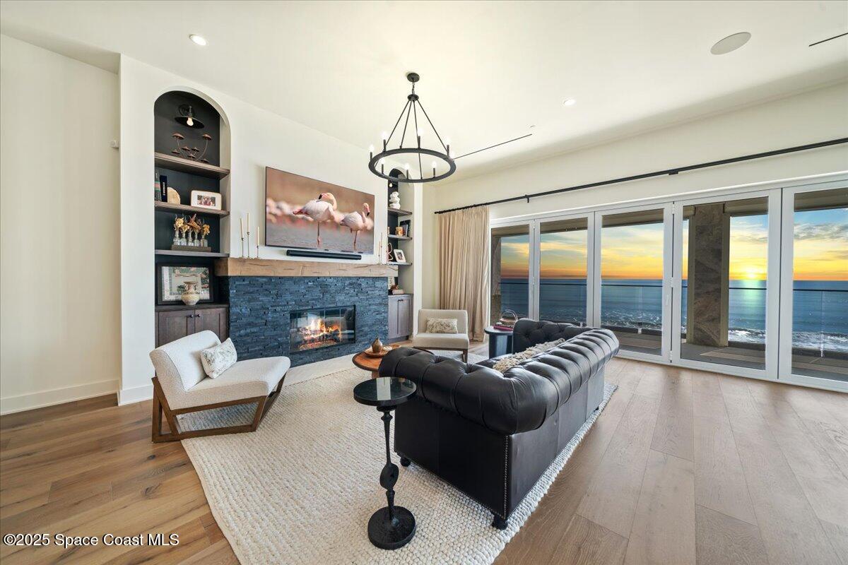 2765 N Highway A1a, 503