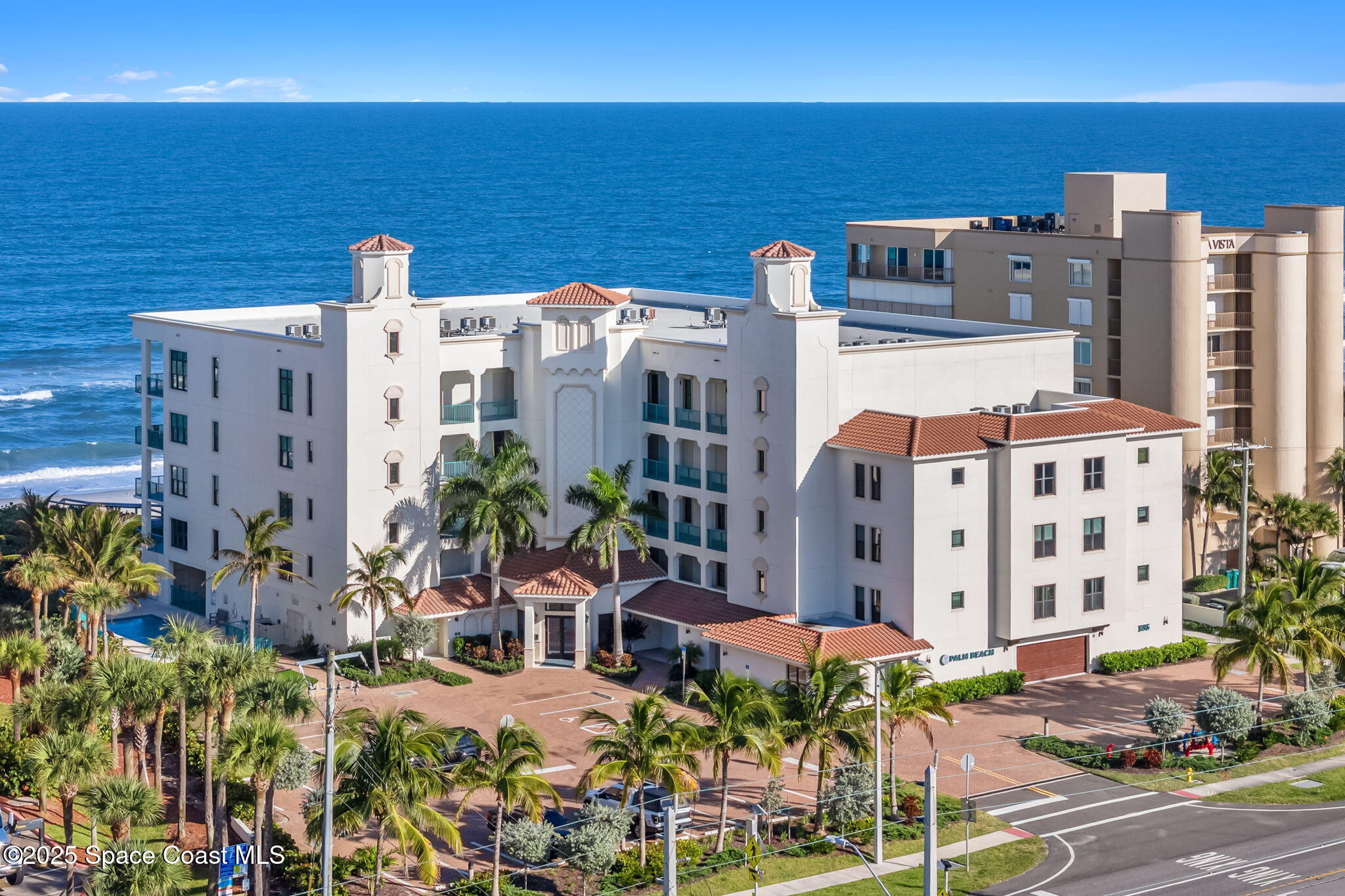 1795 N Highway A1a N, 402