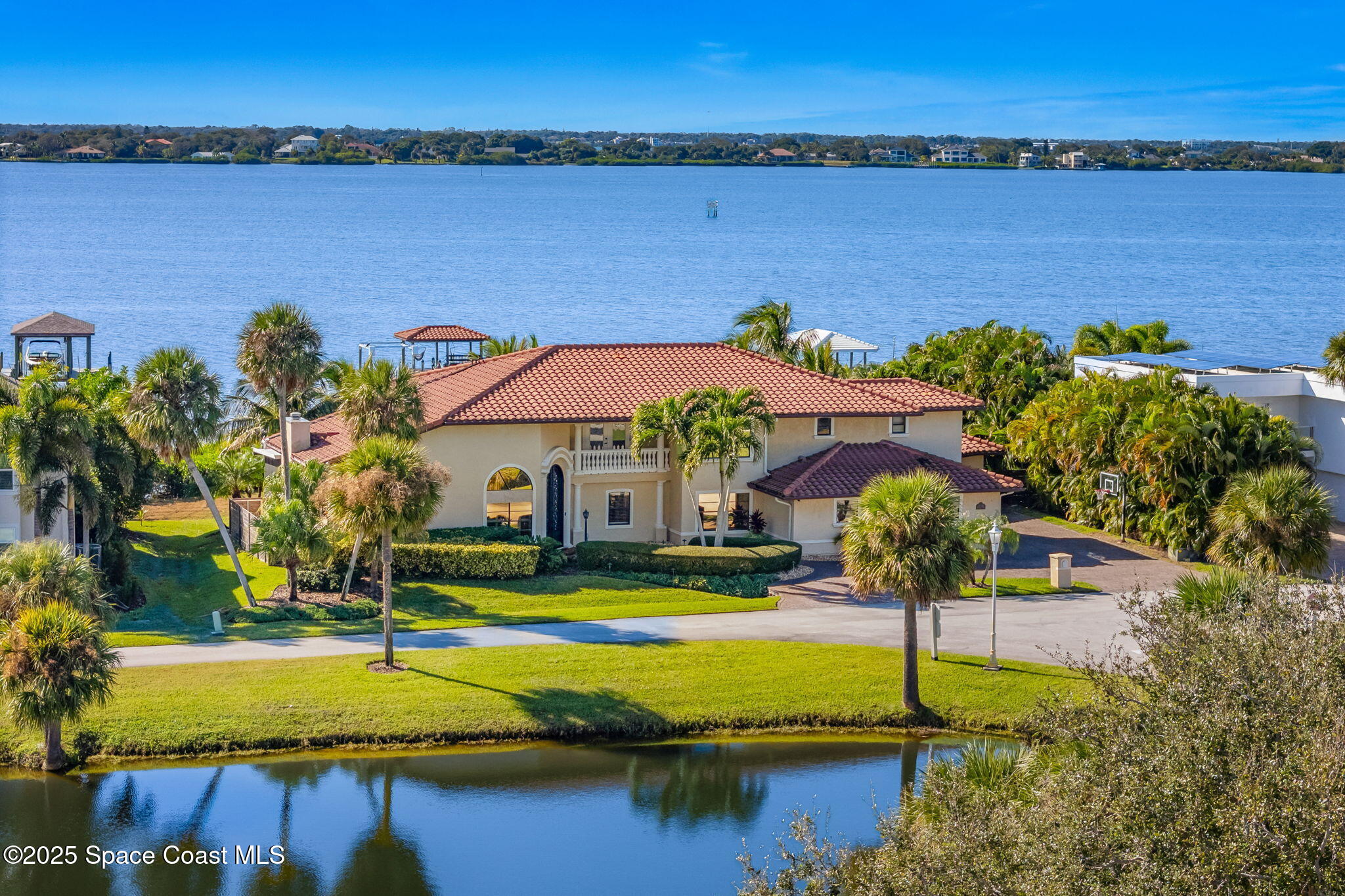 762 Loggerhead Island Drive