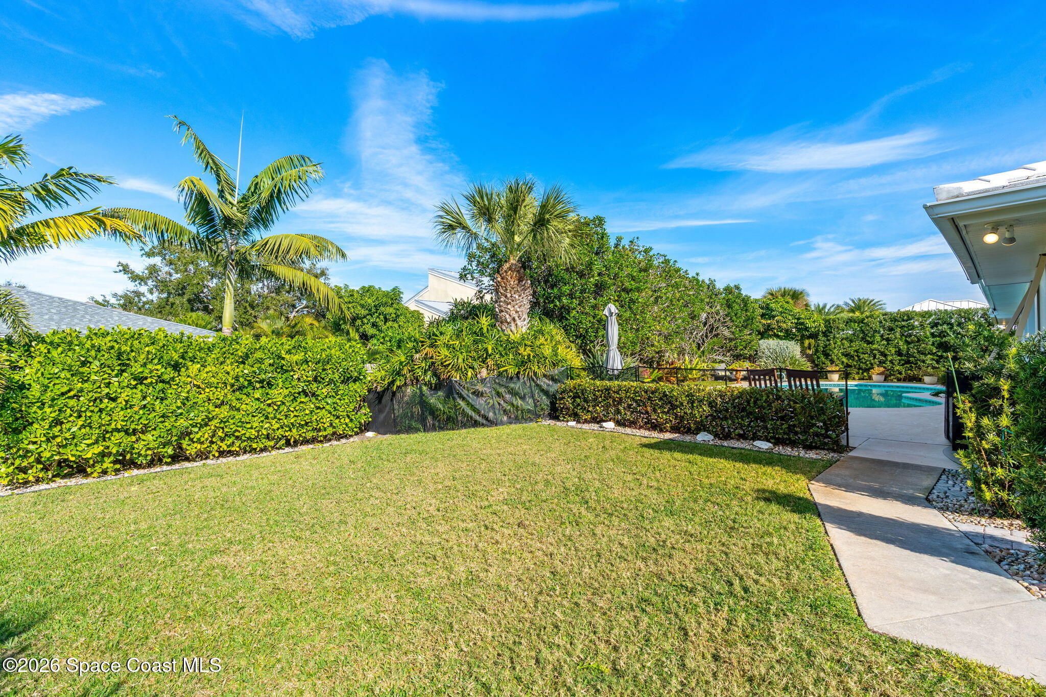 656 Franklyn Avenue