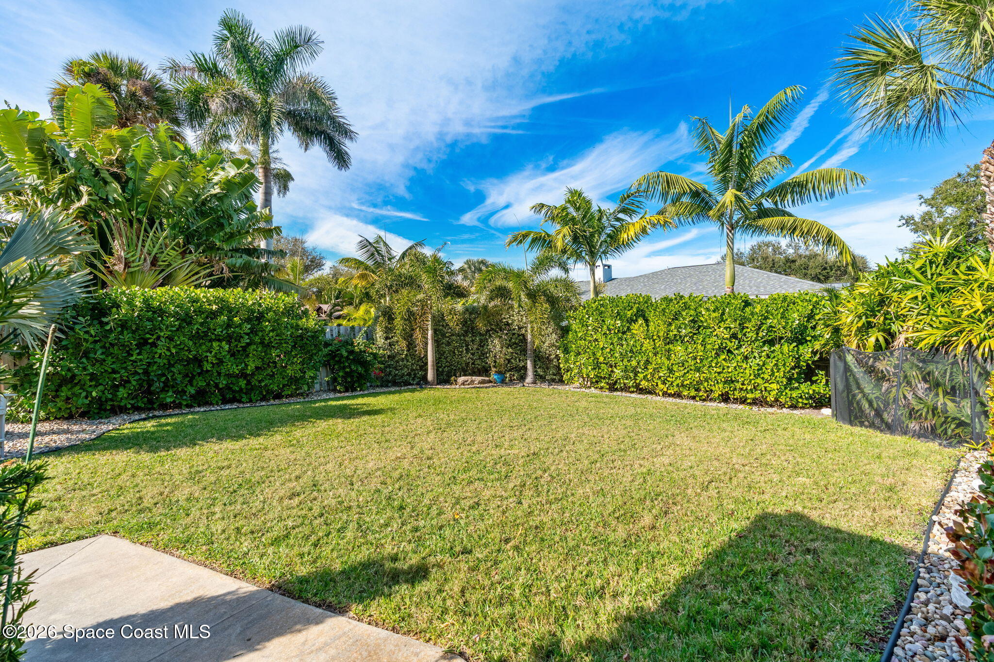 656 Franklyn Avenue
