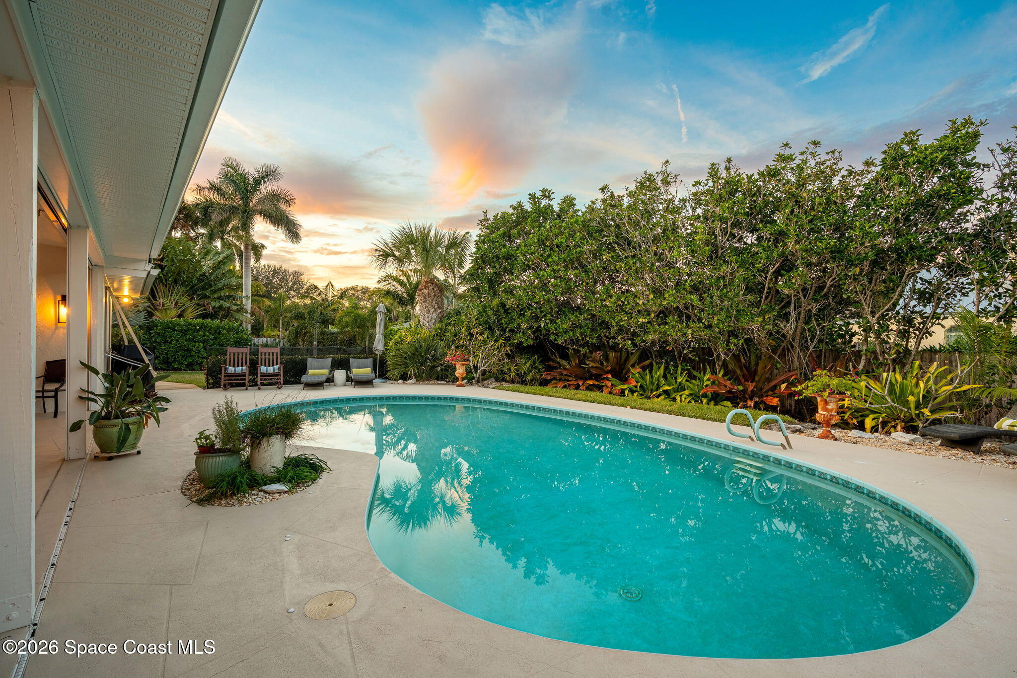 656 Franklyn Avenue