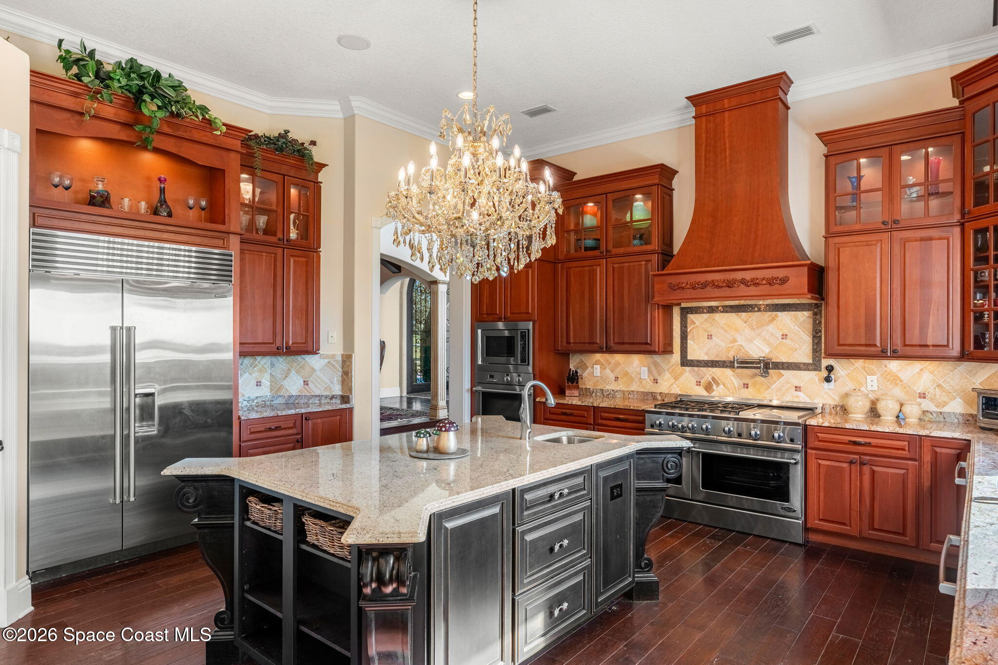 4760 Honeyridge Lane