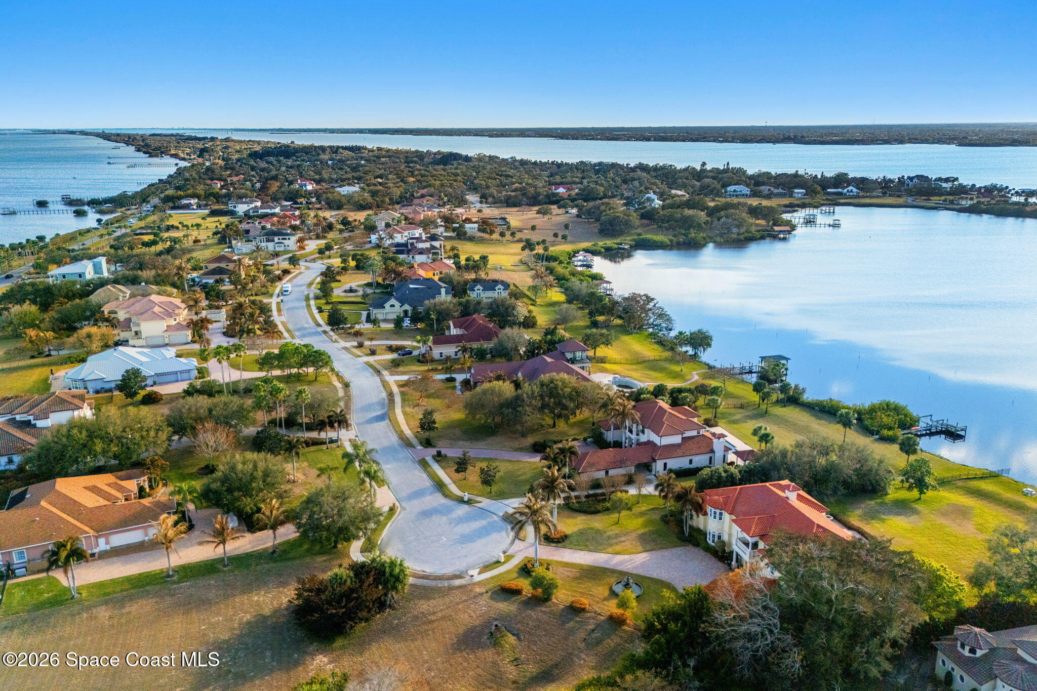 4760 Honeyridge Lane