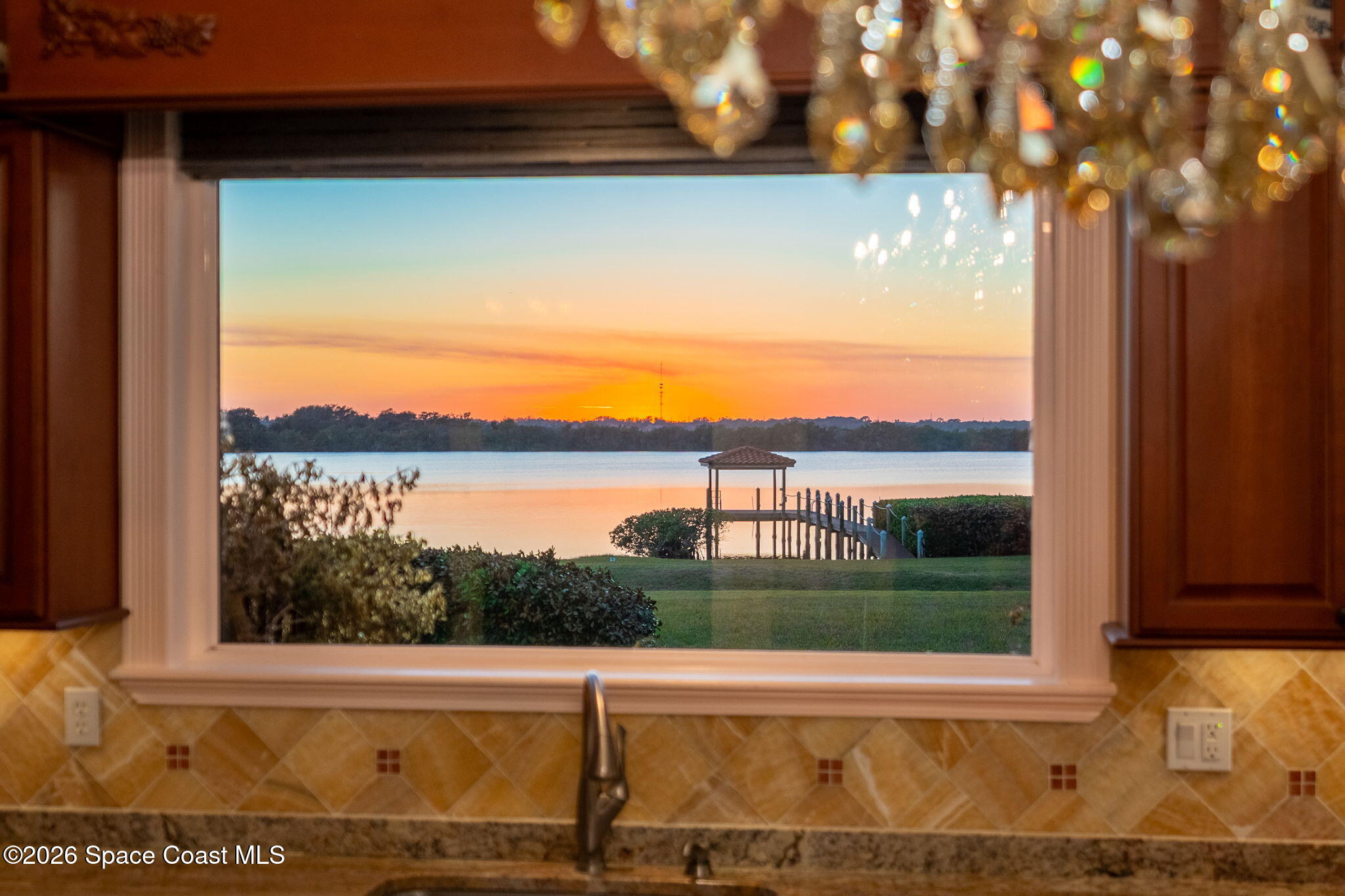 4760 Honeyridge Lane