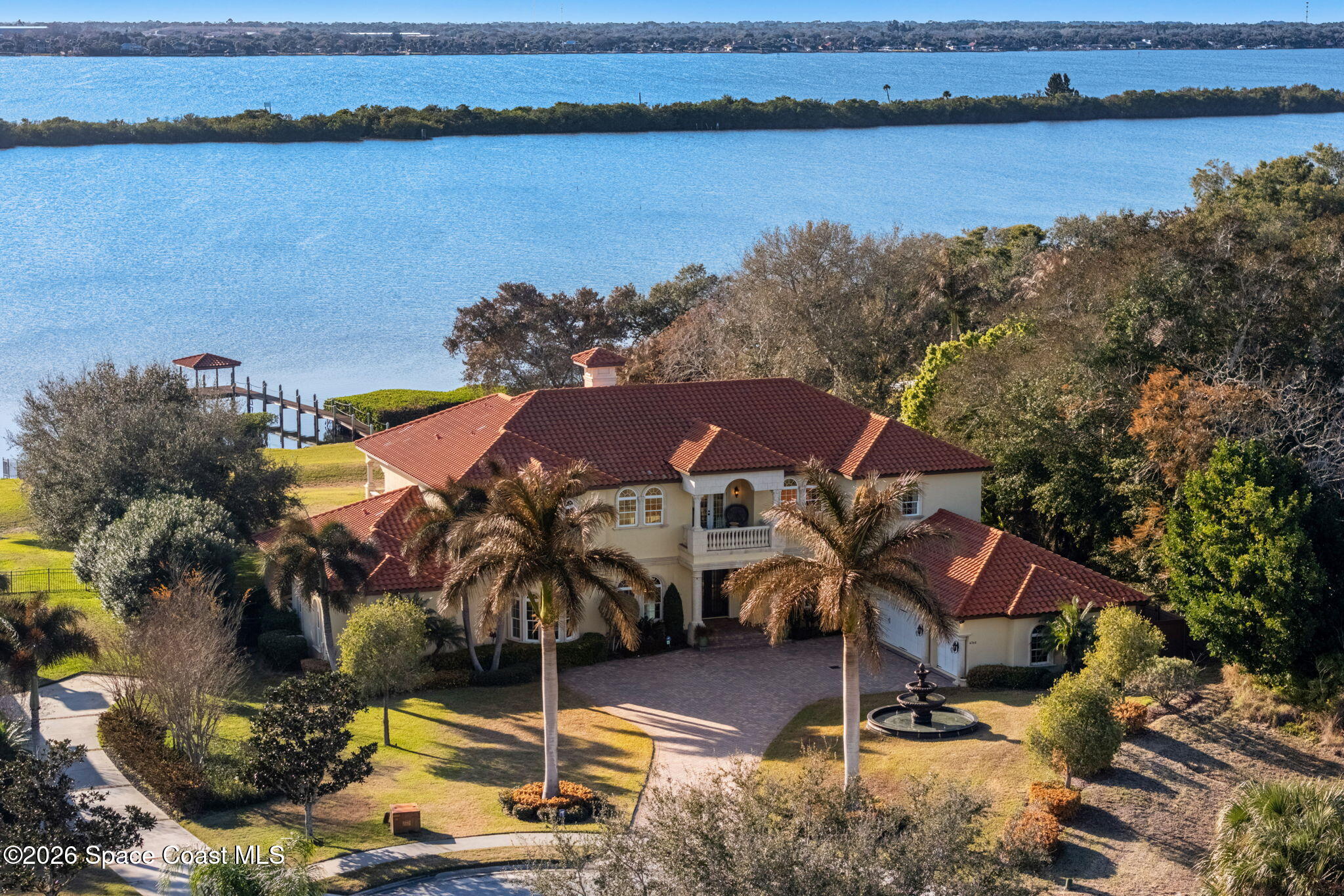 4760 Honeyridge Lane