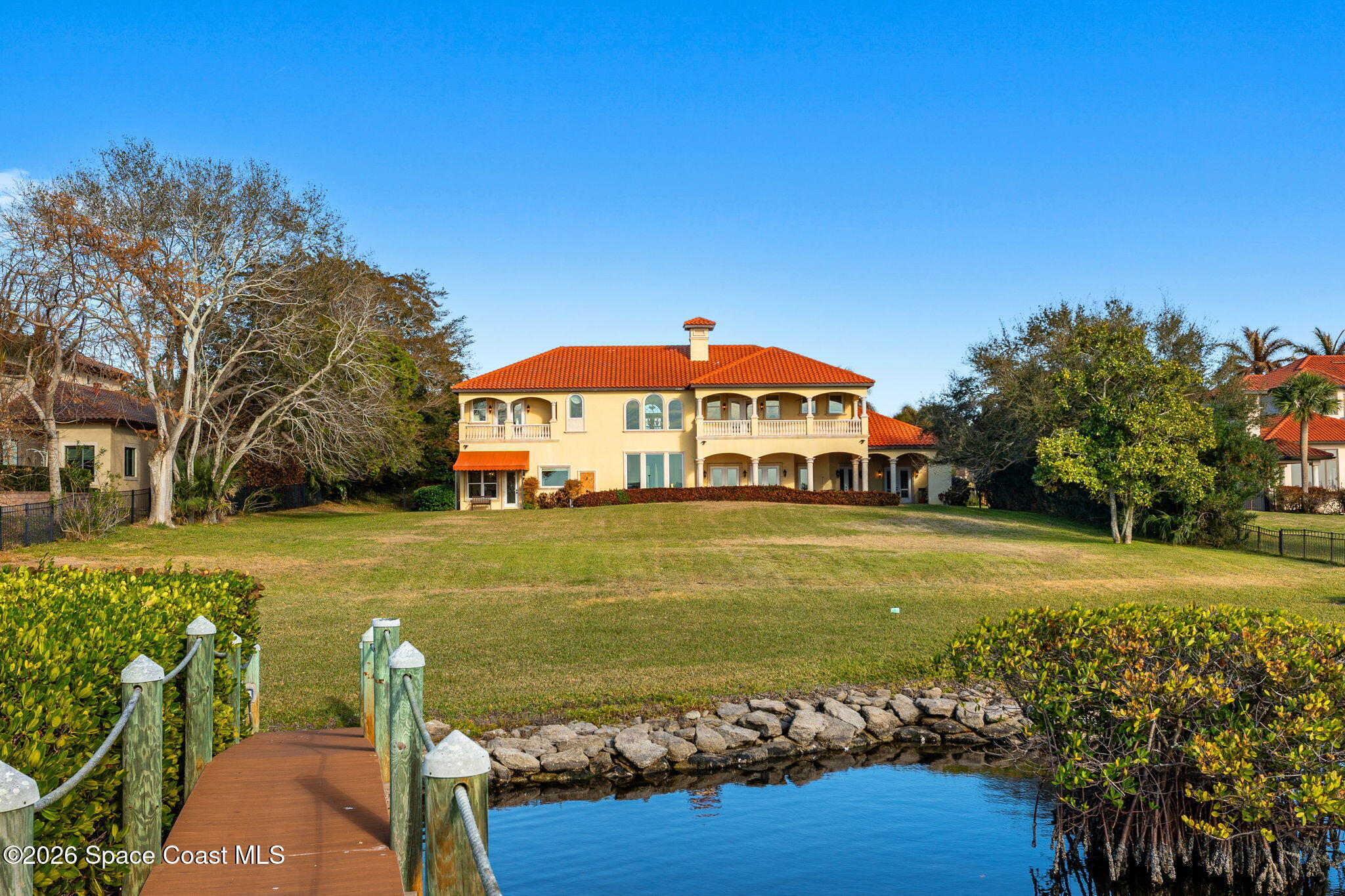 4760 Honeyridge Lane