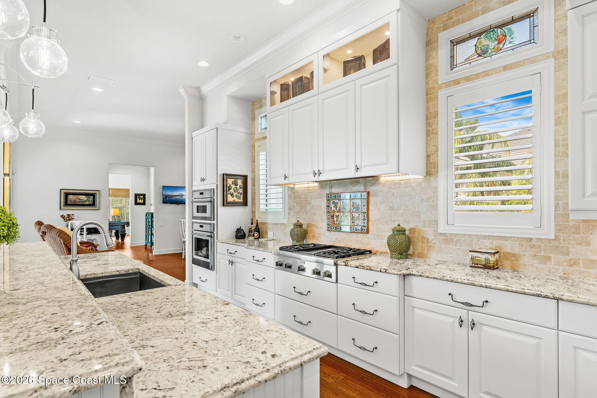 135 Lansing Island Drive