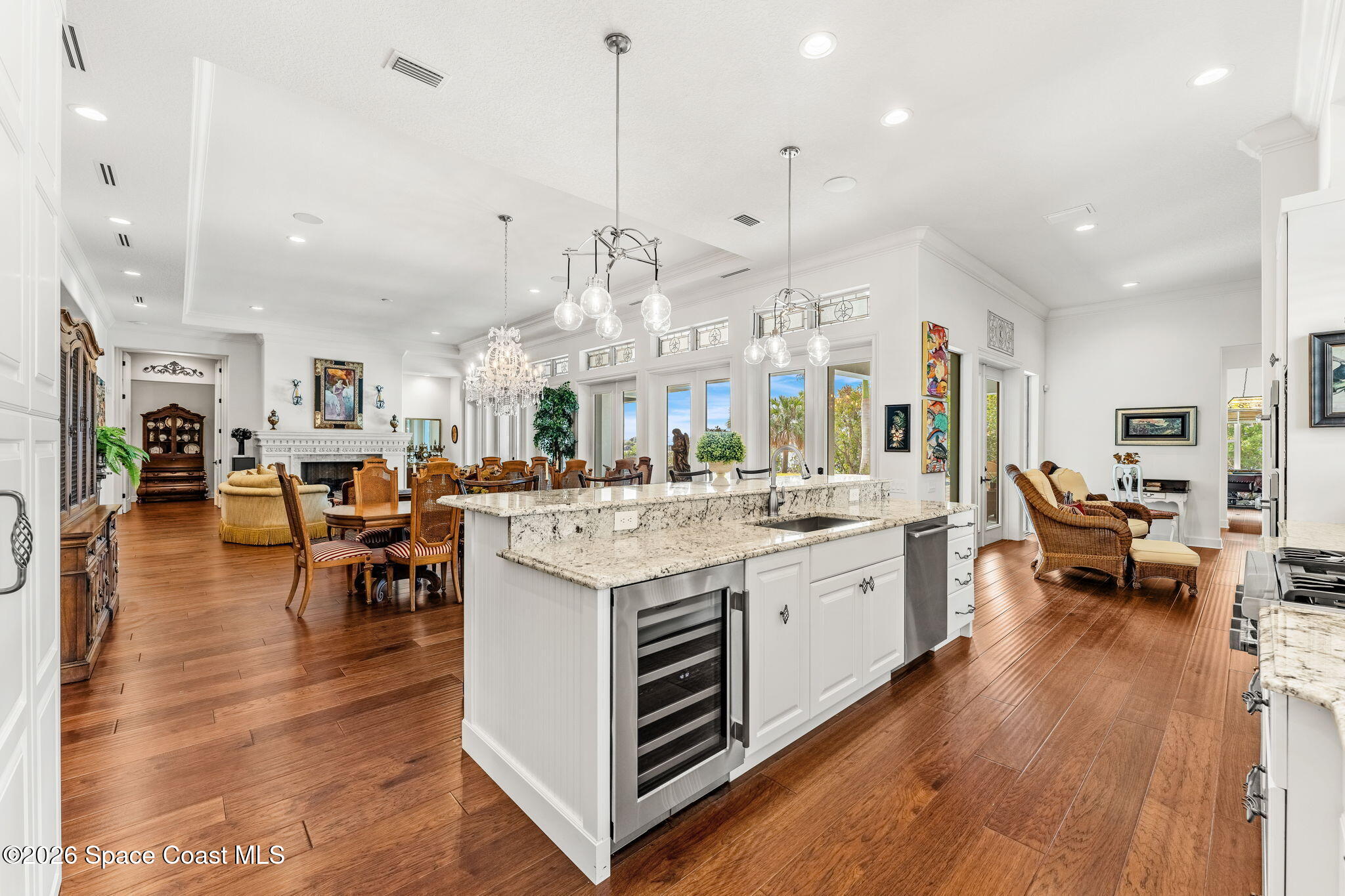 135 Lansing Island Drive