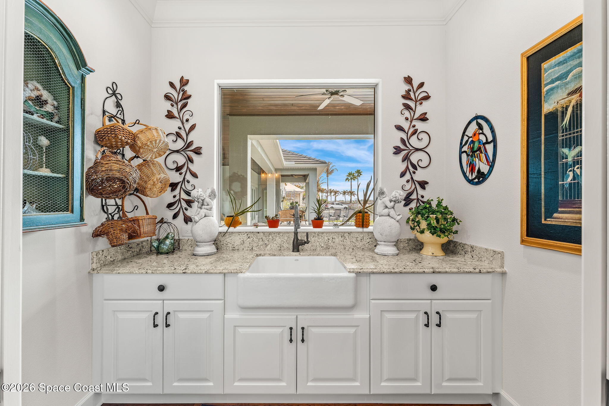 135 Lansing Island Drive