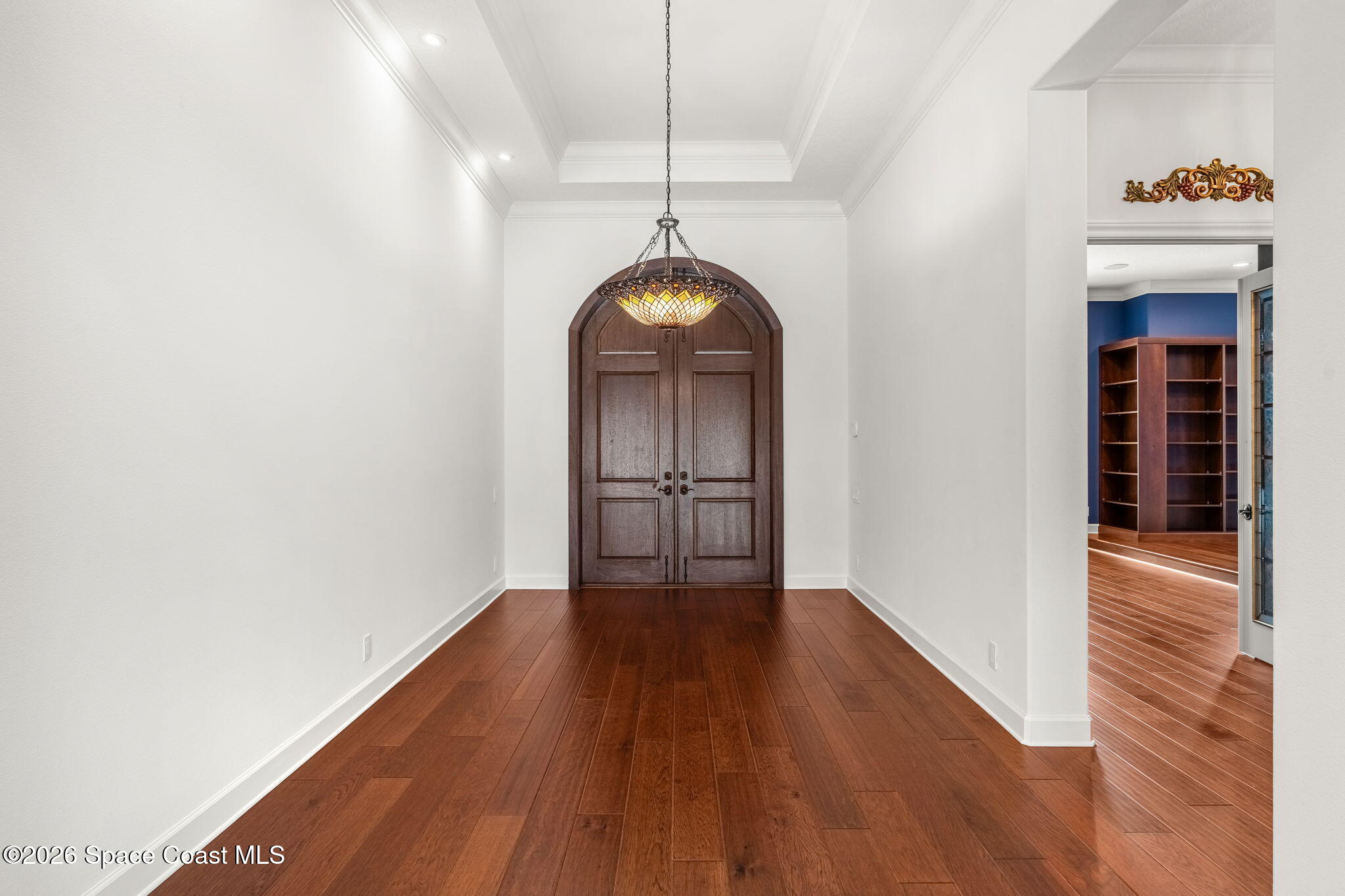 135 Lansing Island Drive