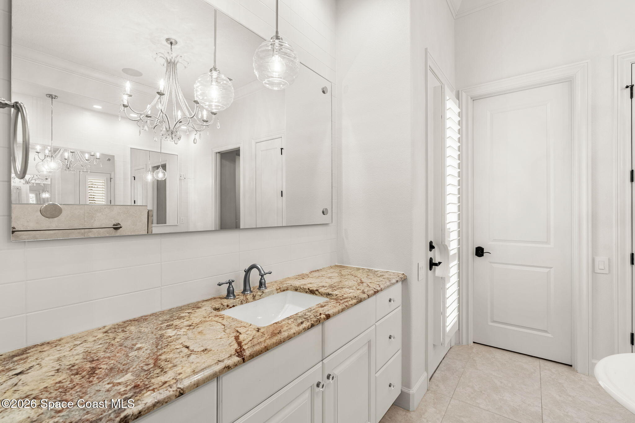 135 Lansing Island Drive