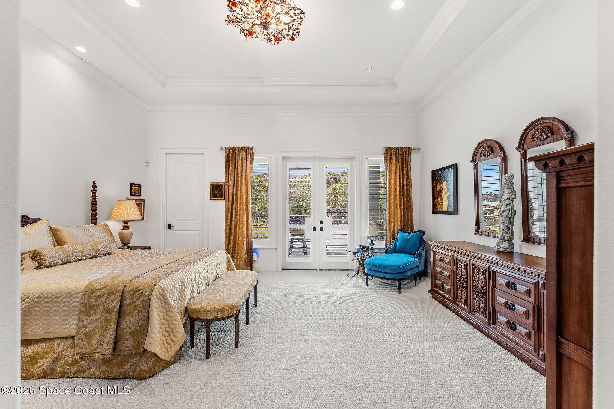 135 Lansing Island Drive