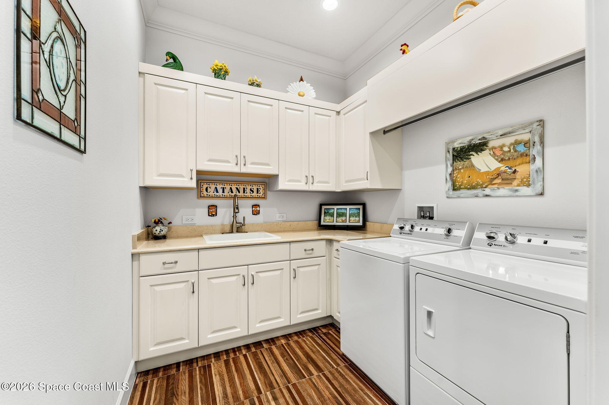 135 Lansing Island Drive