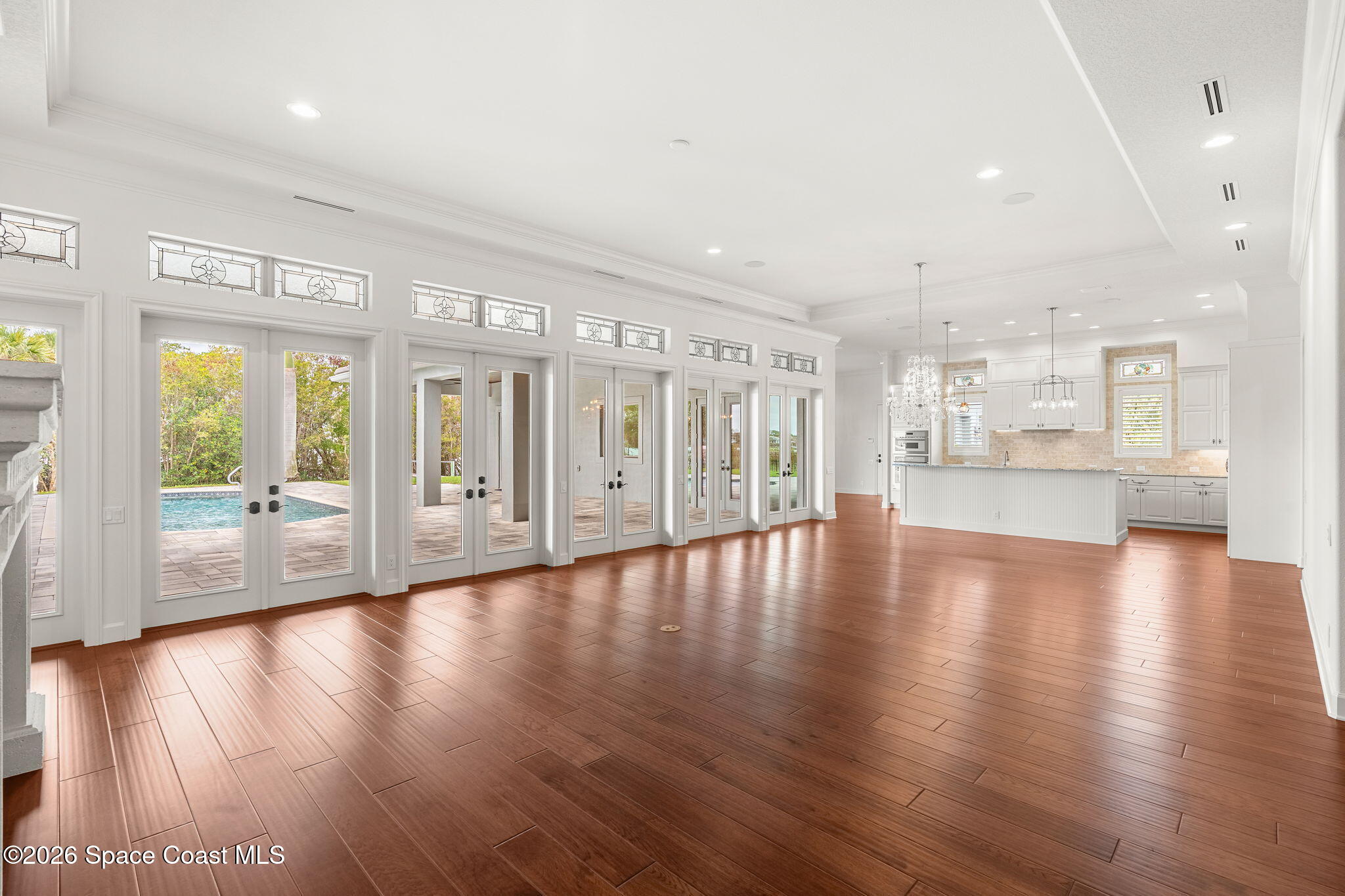 135 Lansing Island Drive