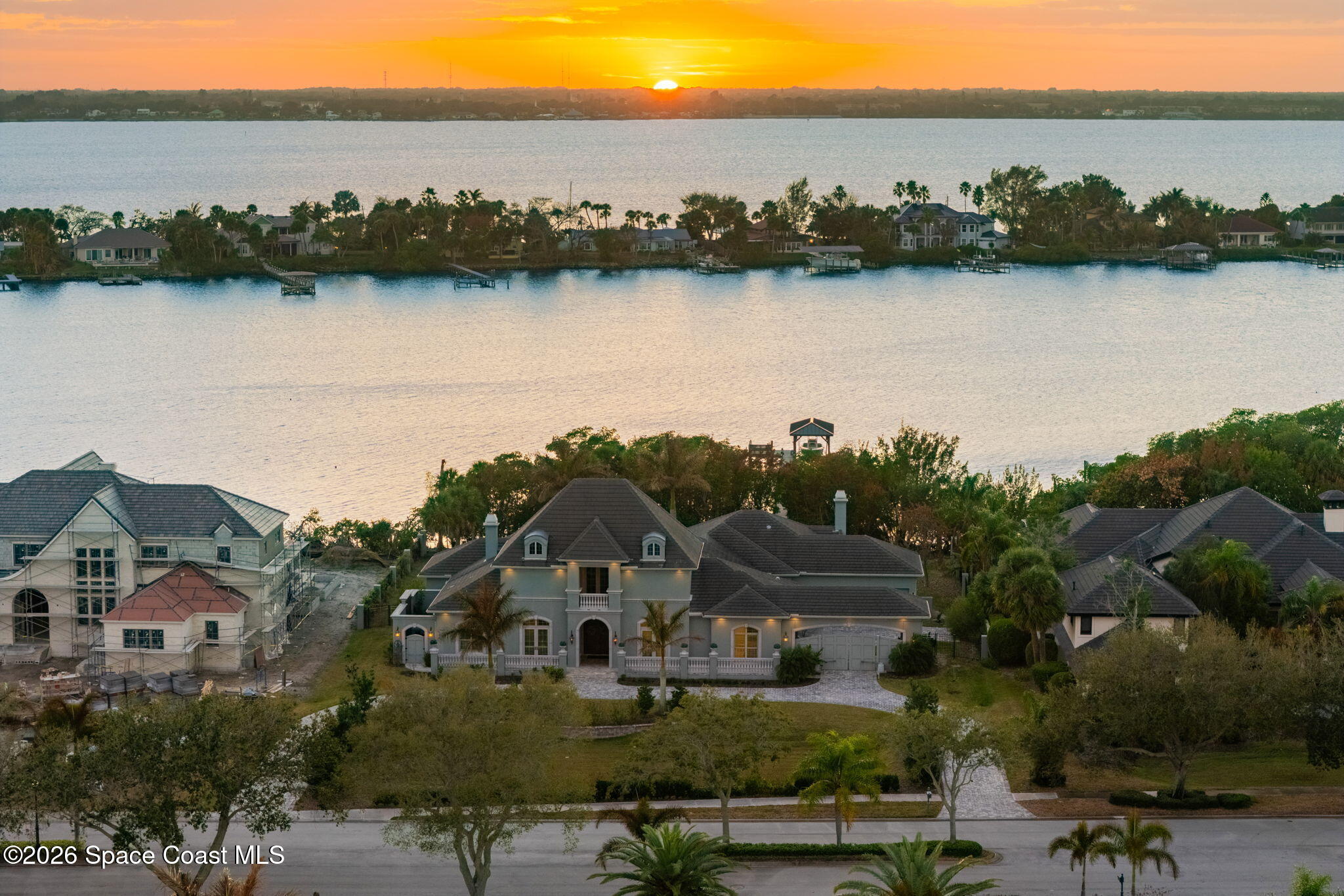 135 Lansing Island Drive