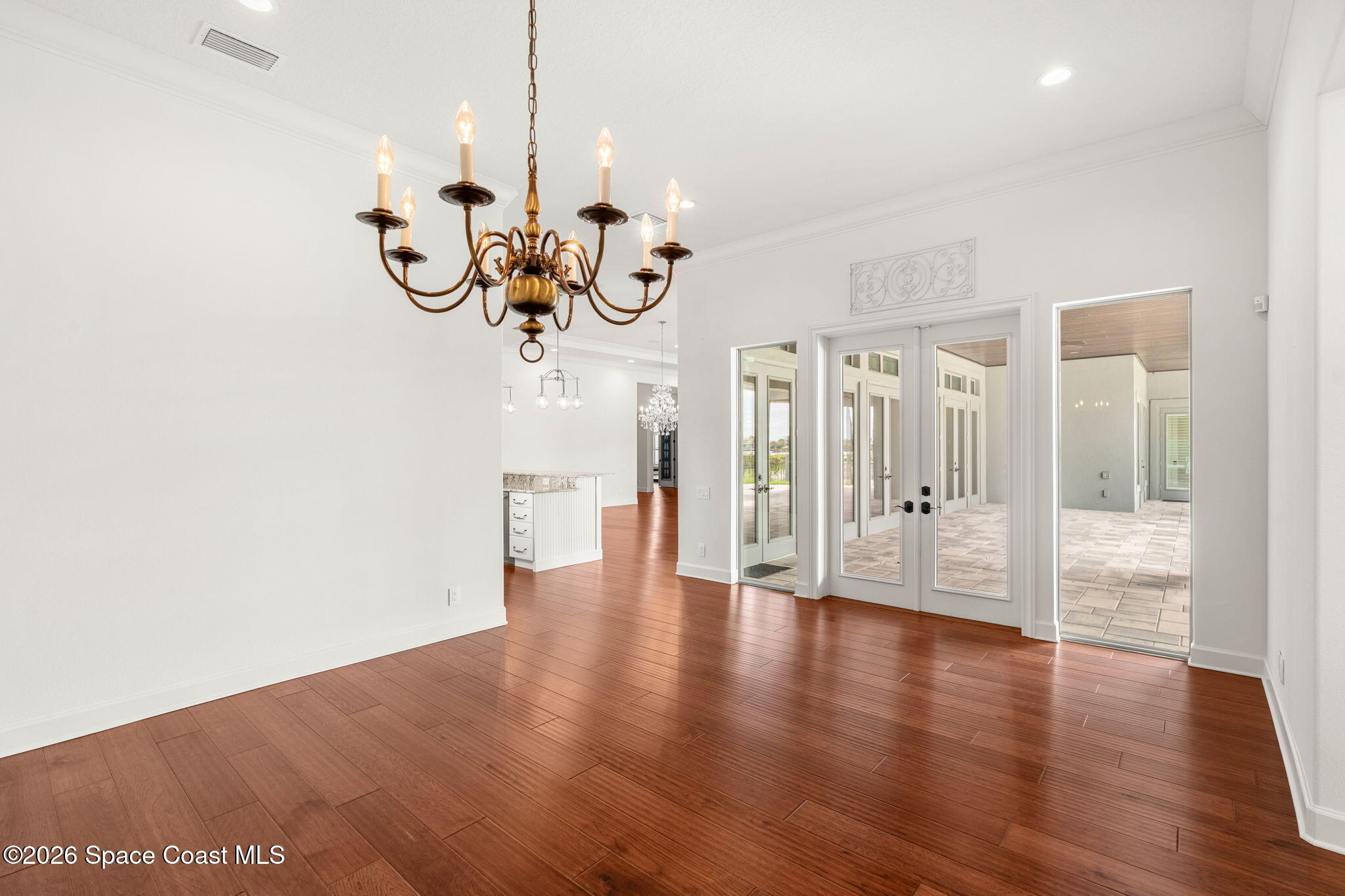 135 Lansing Island Drive