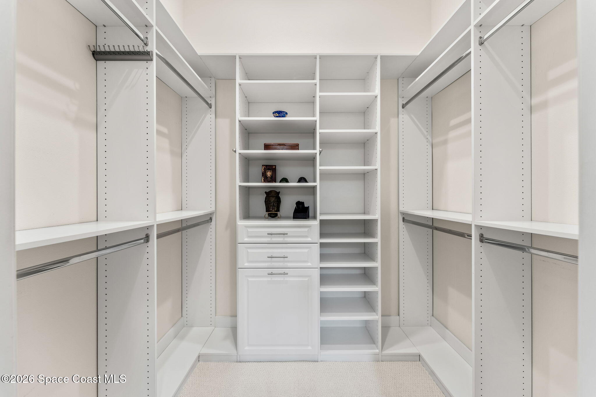 135 Lansing Island Drive