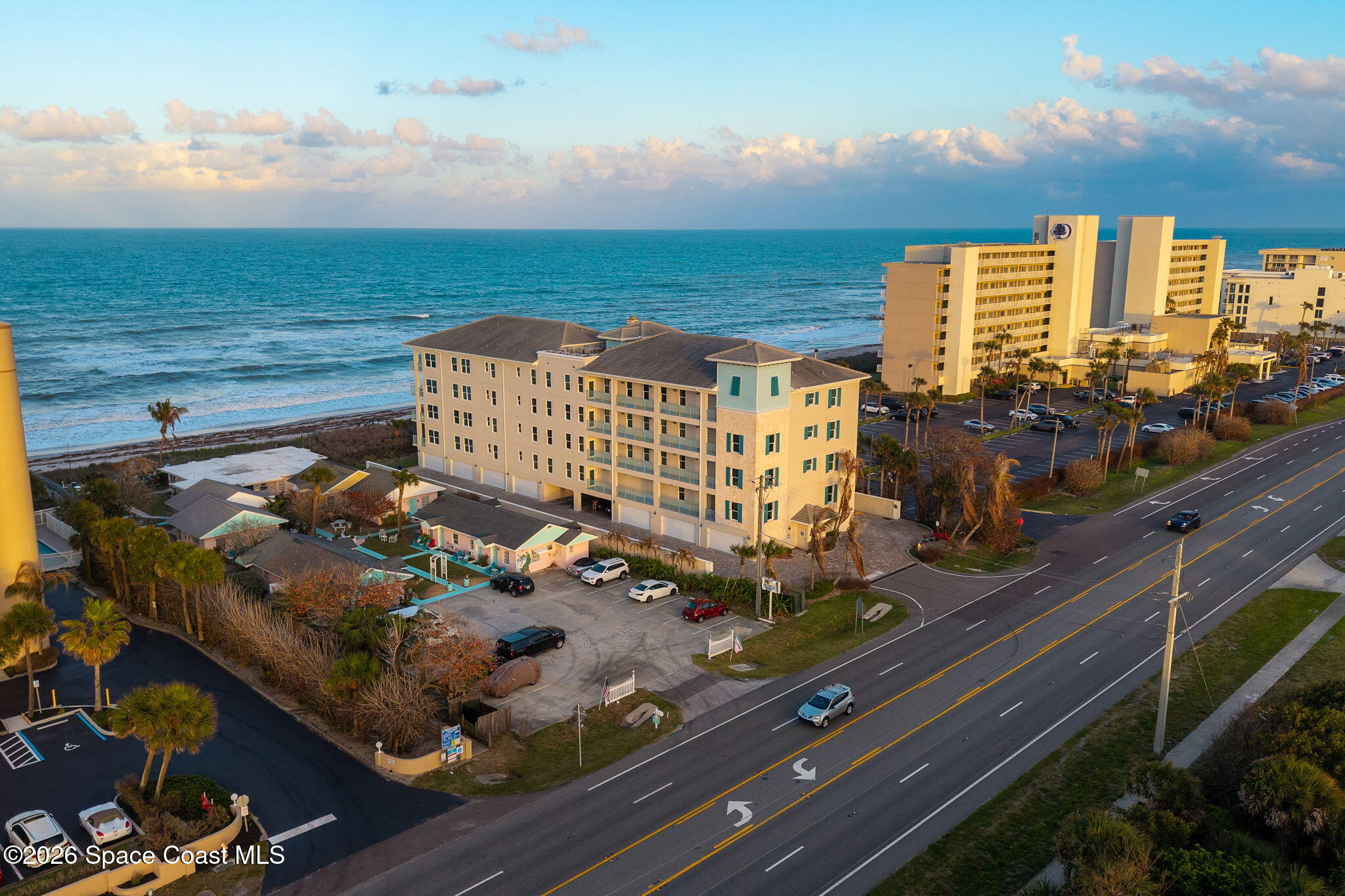 1725 N Highway A1a 304
