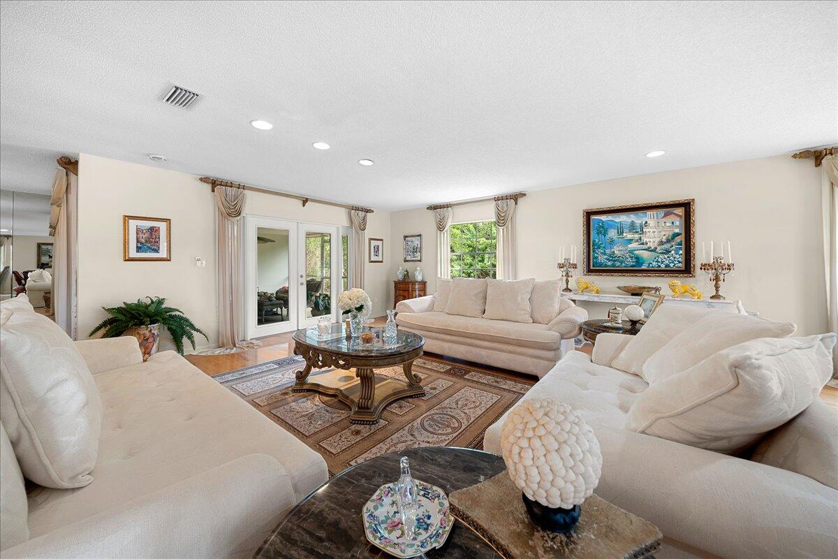 716 Malibu Lane