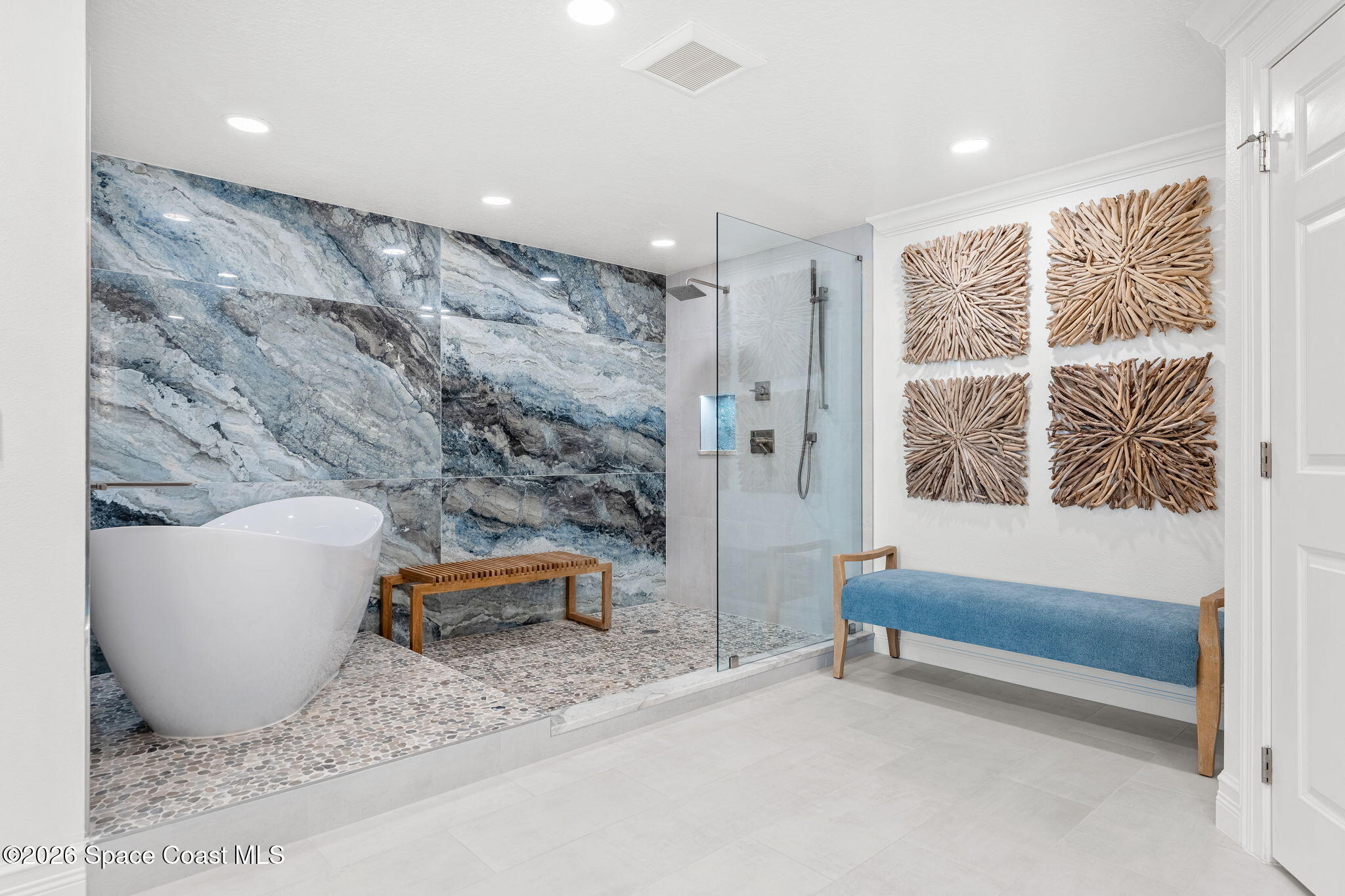 225 N Atlantic Avenue 603