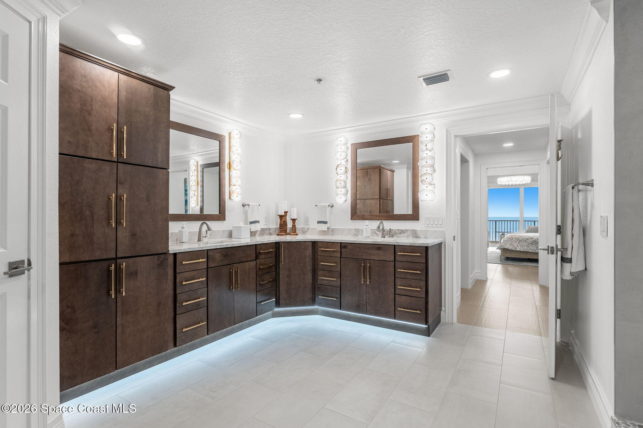 225 N Atlantic Avenue 603