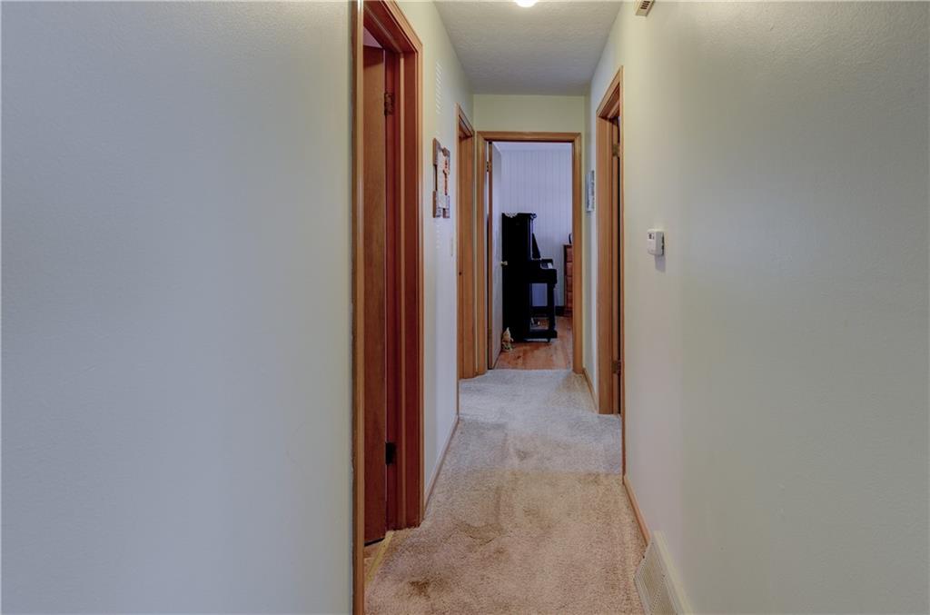 121 E Sue Lane