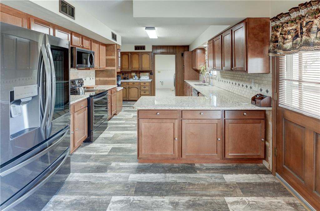 1312 NW 450th Road