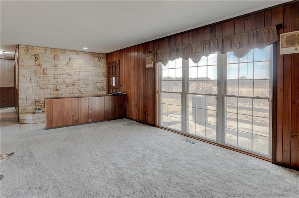 1312 NW 450th Road