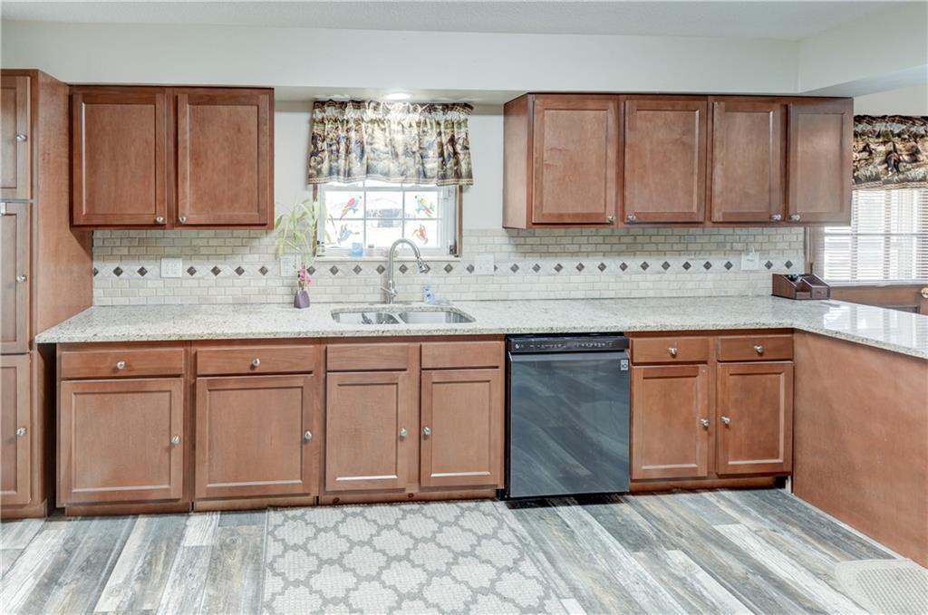 1312 NW 450th Road