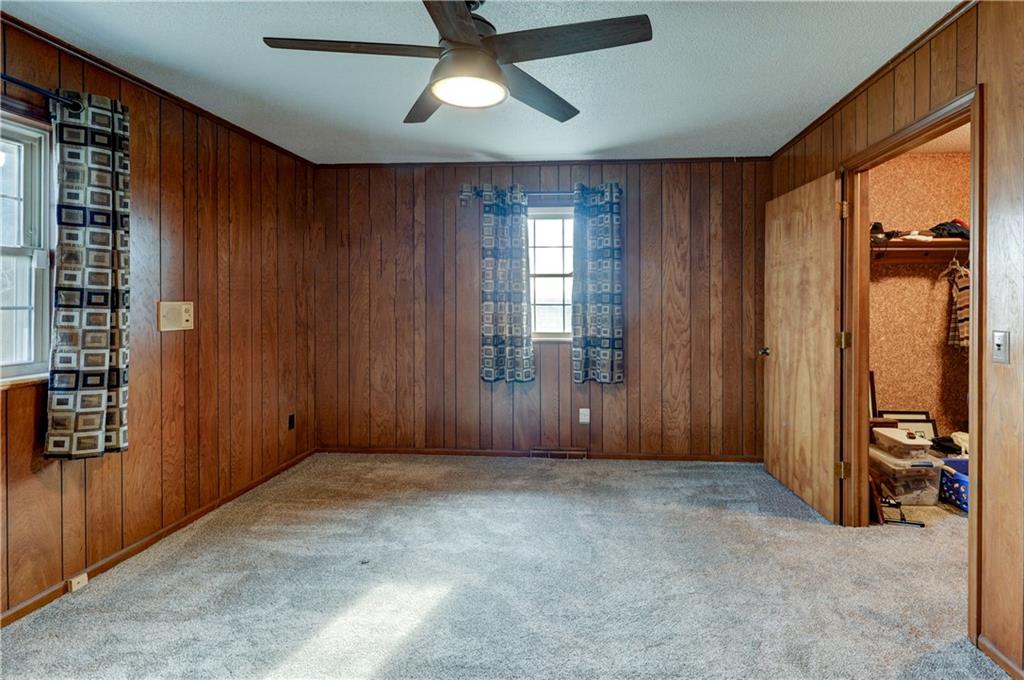 1312 NW 450th Road