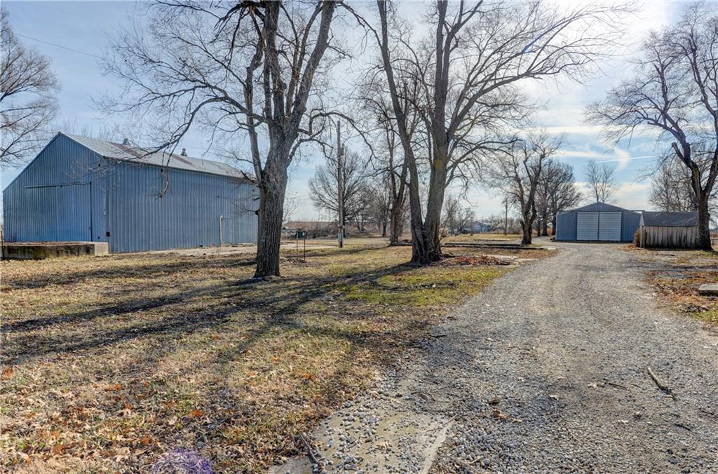 1312 NW 450th Road