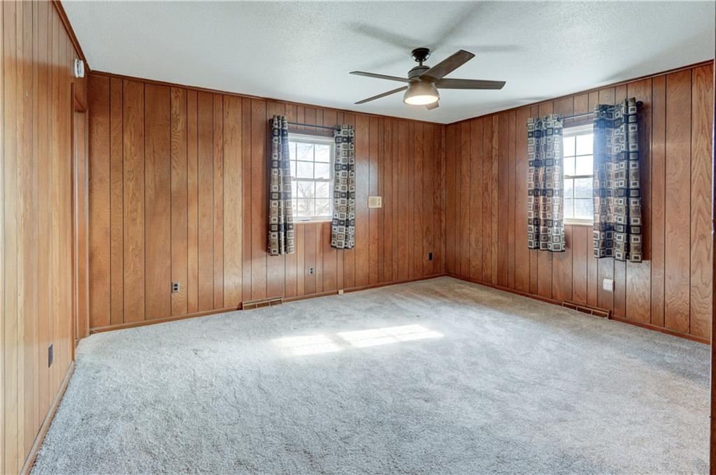 1312 NW 450th Road