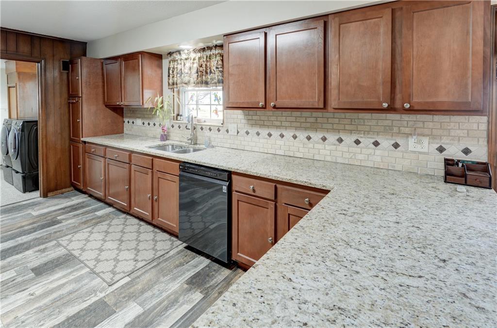 1312 NW 450th Road