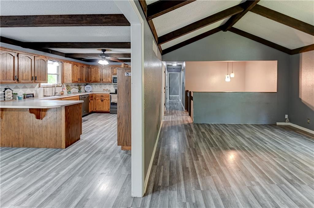 1604 Oak Ridge Drive