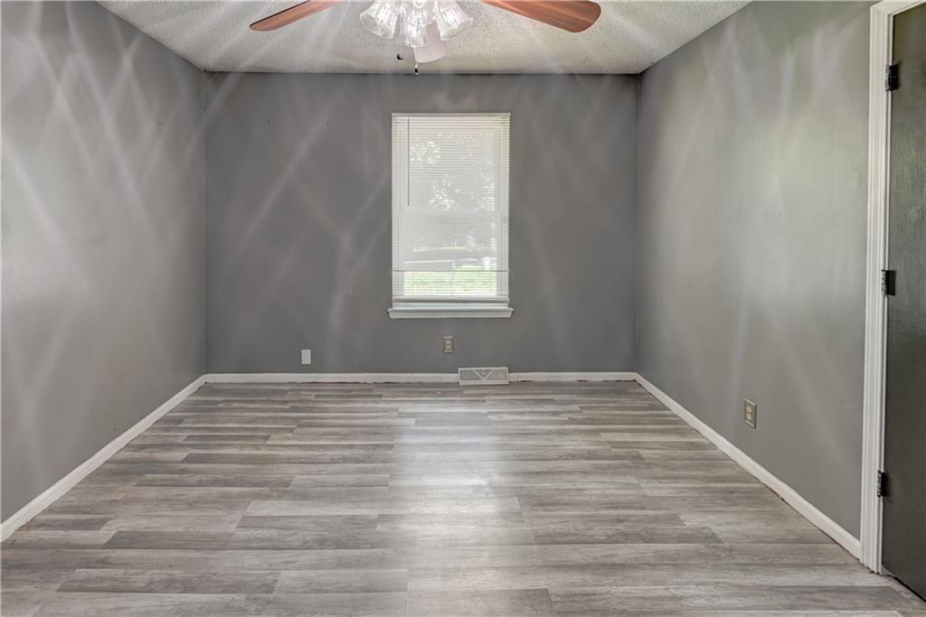 1604 Oak Ridge Drive