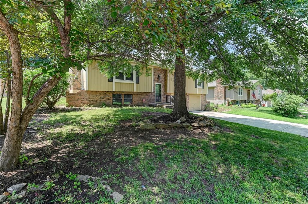 1604 Oak Ridge Drive
