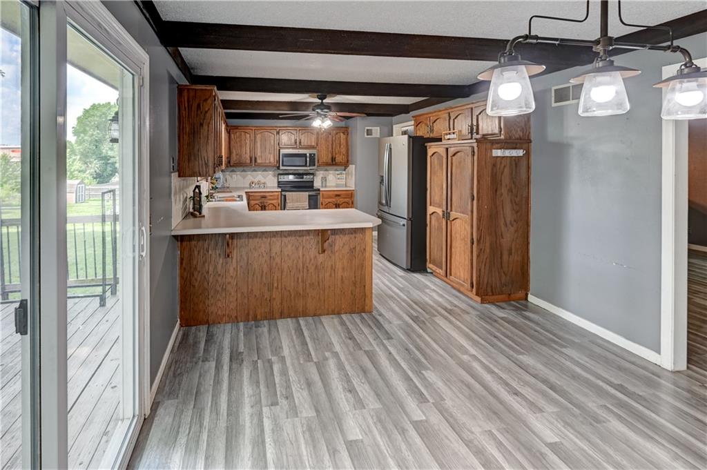 1604 Oak Ridge Drive