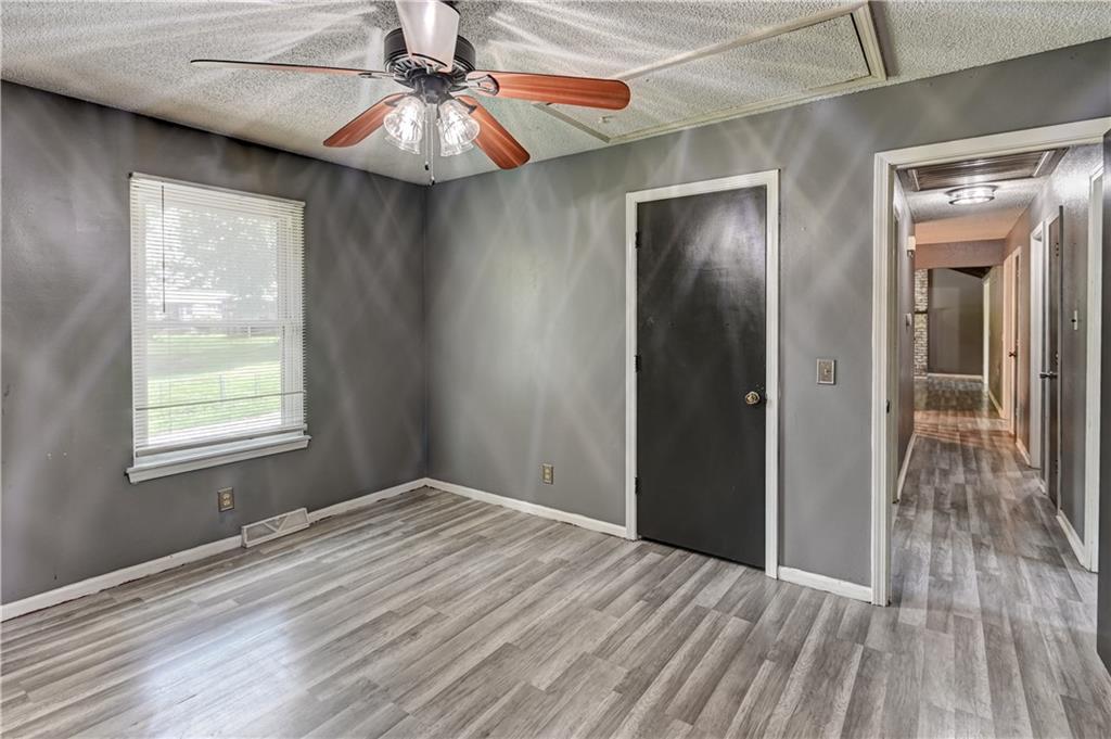 1604 Oak Ridge Drive
