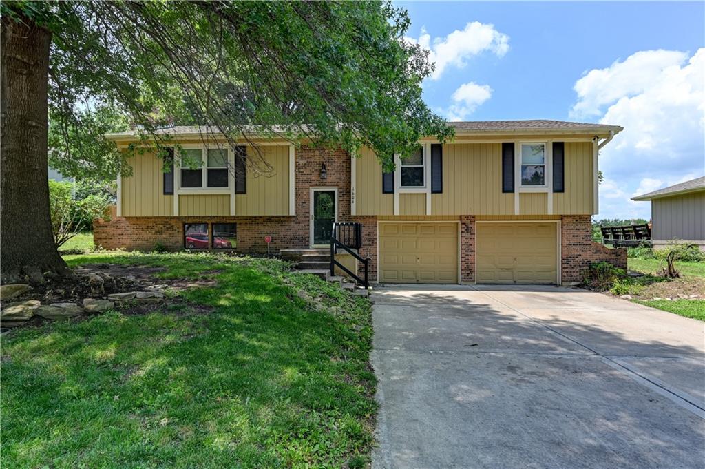 1604 Oak Ridge Drive