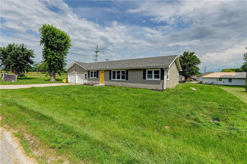 101 E Meadowbrook Court