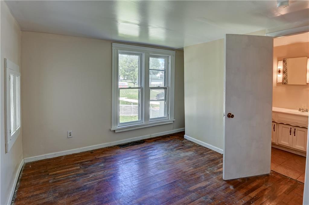304 N JUNE Street