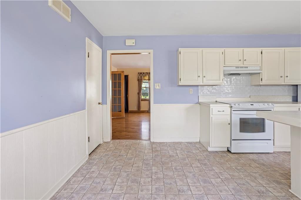 723 E Walnut Street