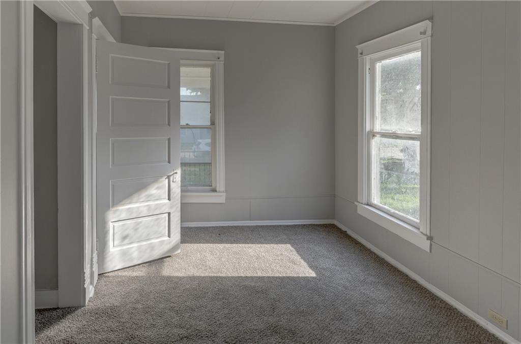 1403 Commercial Street