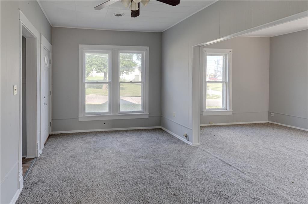 1403 Commercial Street