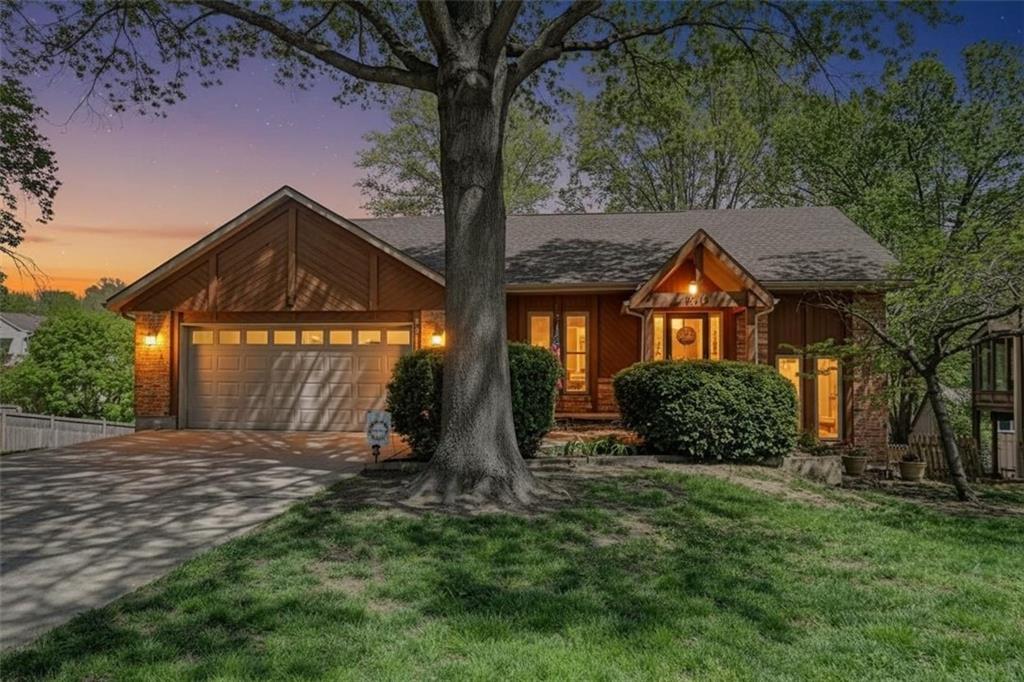 6513 Cottonwood Drive