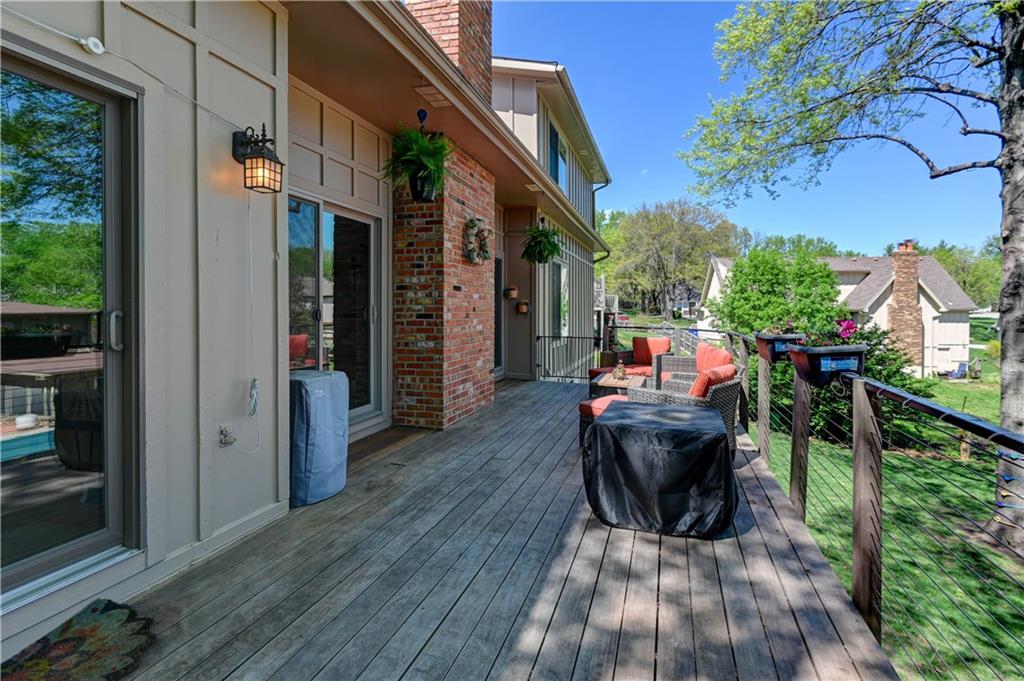 6513 Cottonwood Drive