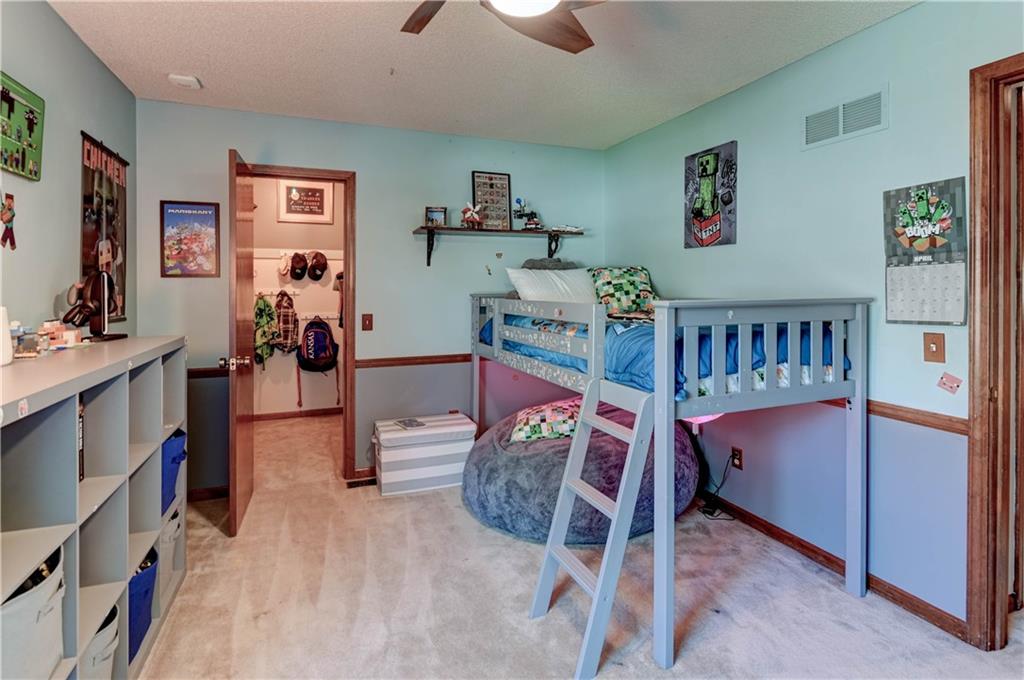 6513 Cottonwood Drive