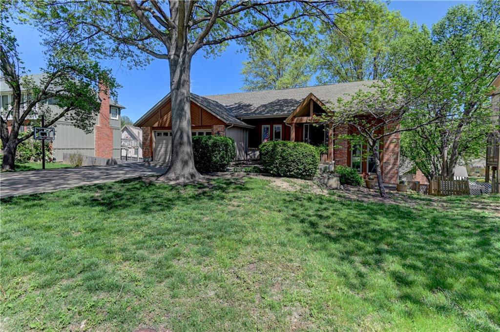 6513 Cottonwood Drive