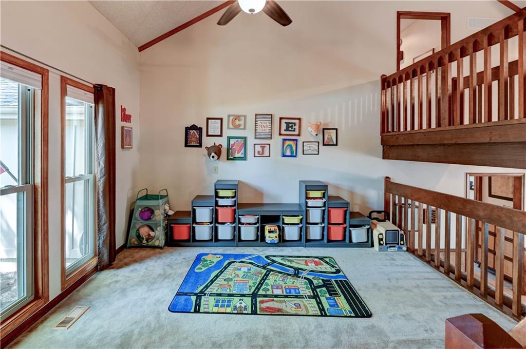 6513 Cottonwood Drive